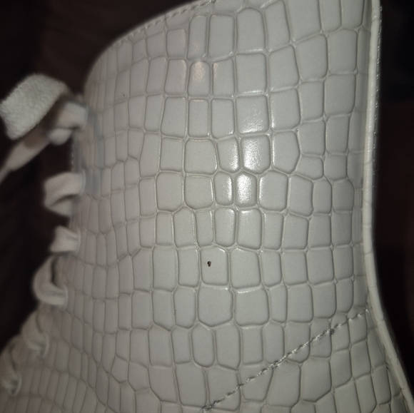 805 🦃🎄katy perry white combat boots - Picture 5 of 7